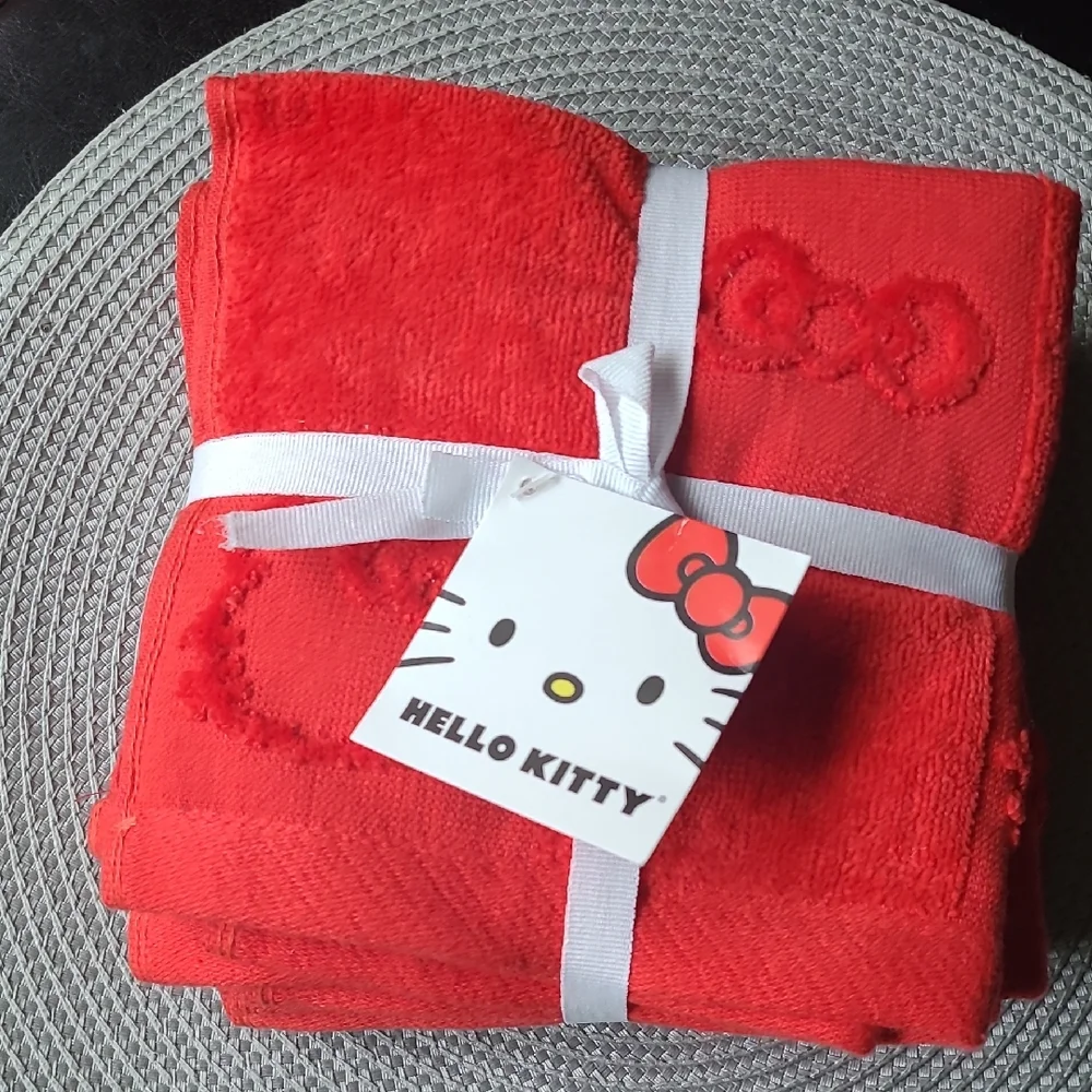 Hello Kitty Washcloth Set